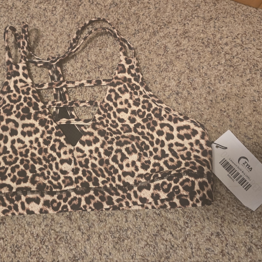 Zyia Active Leopard Print Grid Sports Bra